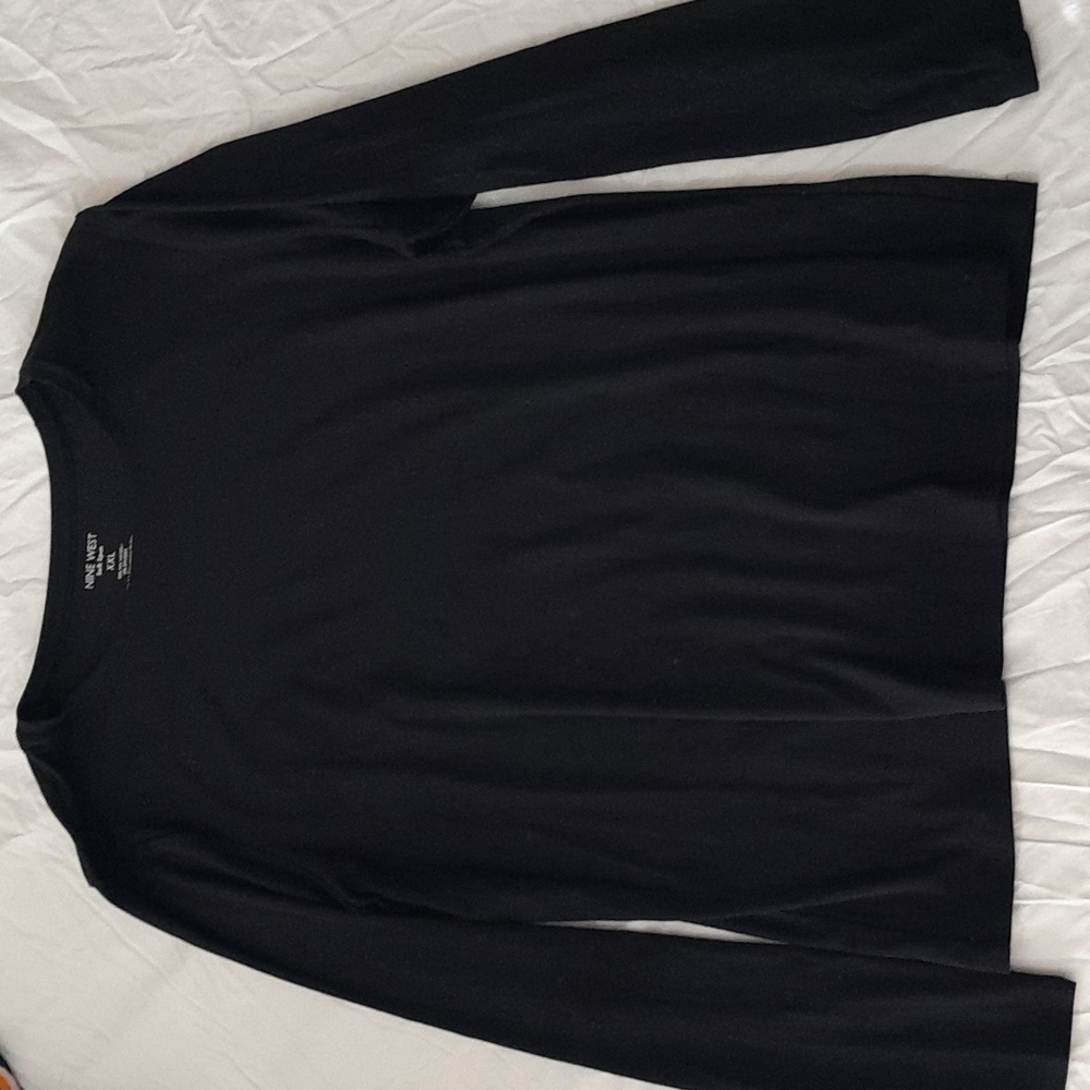 Long sleeve tee